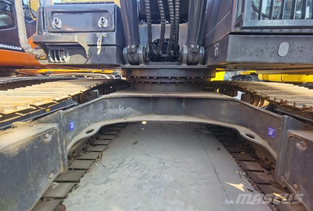 Volvo EC 220 DL Koparki gąsienicowe