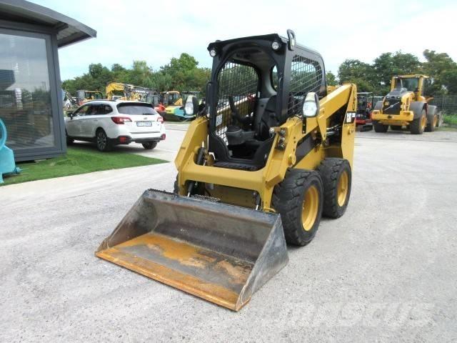 CAT 226 D Ładowarki burtowe