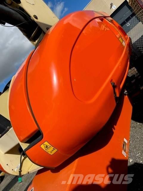 JLG 860 SJ Podnośniki teleskopowe