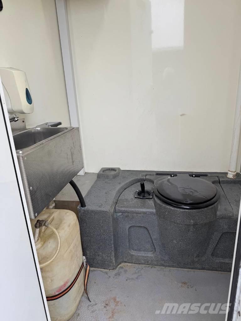  AJC WELFARE Baraki budowlane