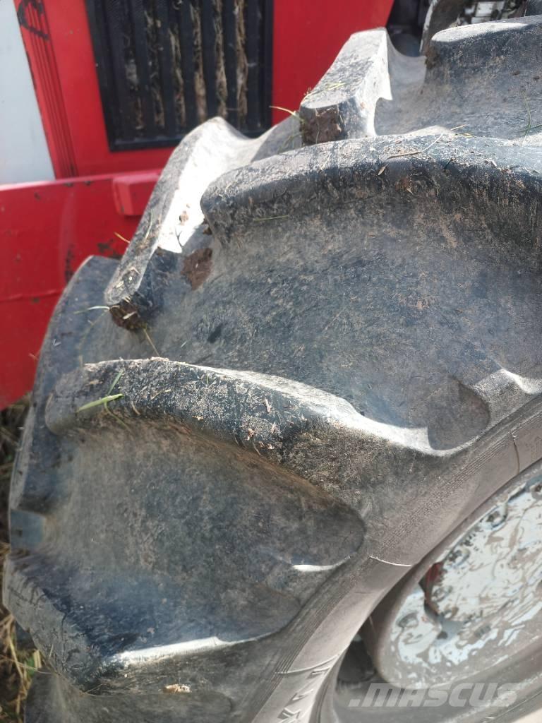 Massey Ferguson 2725 Ciągniki rolnicze