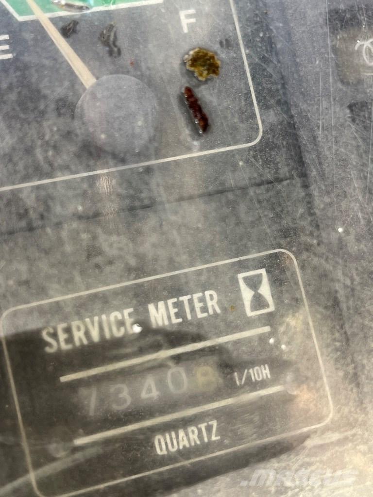 Hitachi EX 200-1 Koparki gąsienicowe