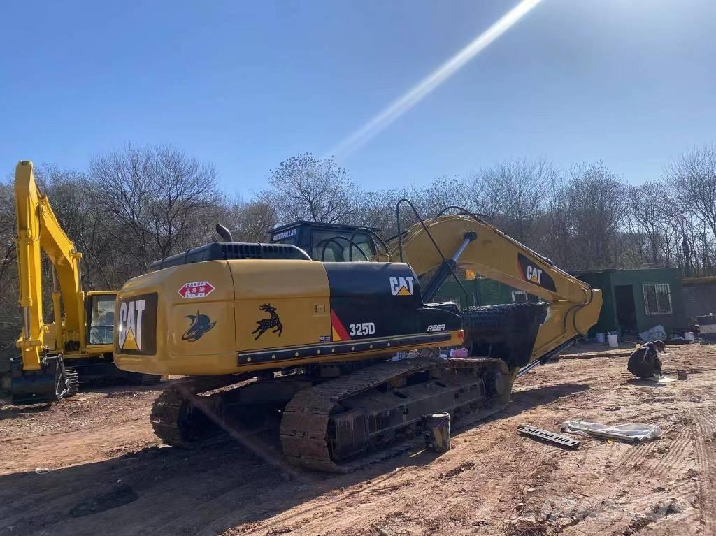 CAT 325 D Koparki gąsienicowe