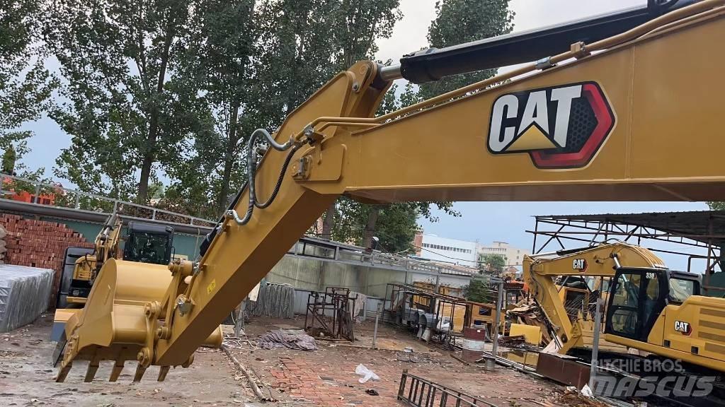 CAT 2021 CAT 323Gx Koparki kołowe