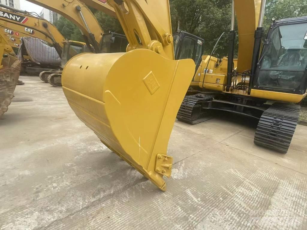 CAT 2021 CAT 323Gx Koparki kołowe
