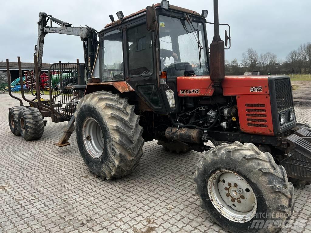 MTZ 952 Traktory leśne