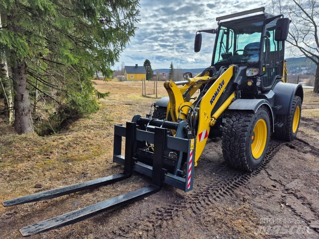 Komatsu WA 100 M Ładowarki kołowe