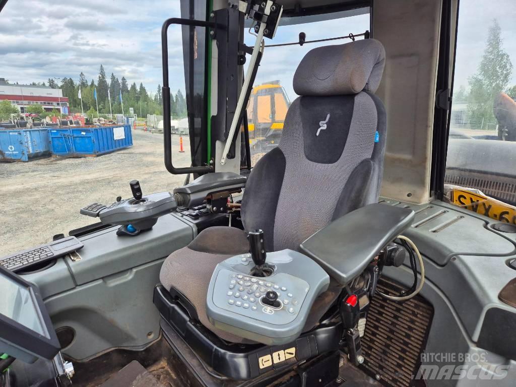 John Deere 1270E Harwestery