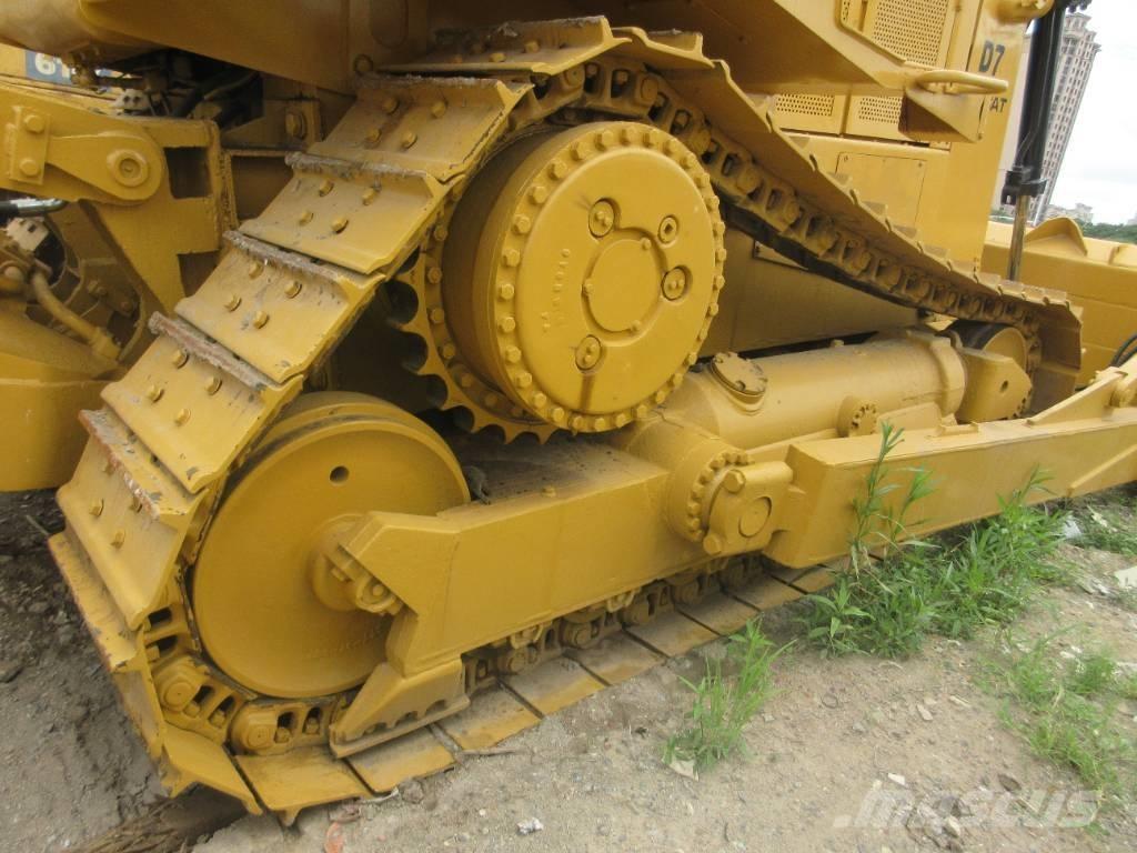 CAT D 7 H Spycharki gąsienicowe