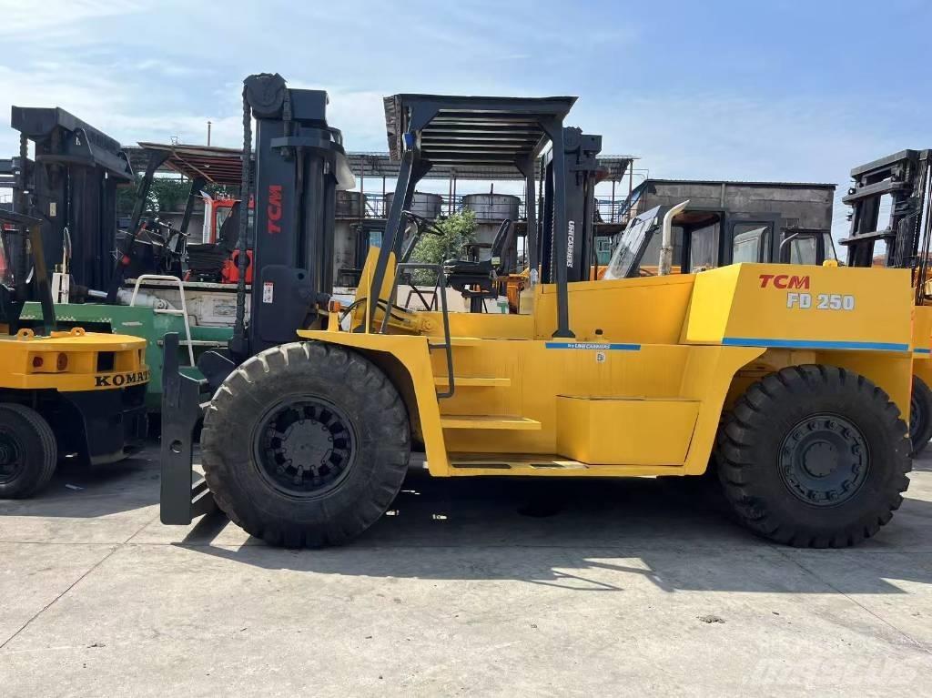 TCM FD 25 Wózki Diesla