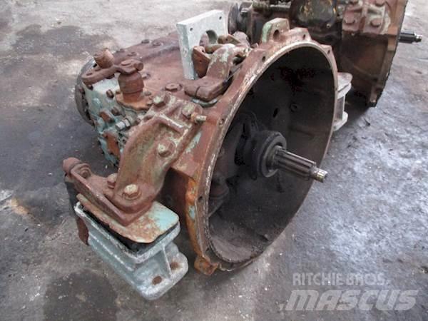 ZF S4-90 Przekładnie i skrzynie biegów