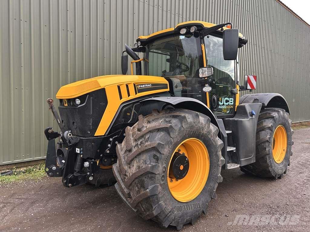 JCB Fastrac 4220 Ciągniki rolnicze