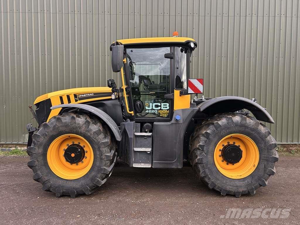 JCB Fastrac 4220 Ciągniki rolnicze