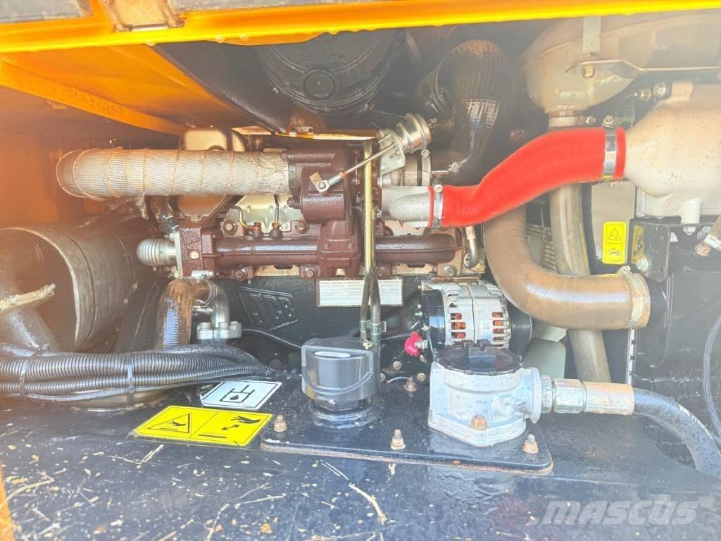 JCB 6 T Wozidła kolebkowe