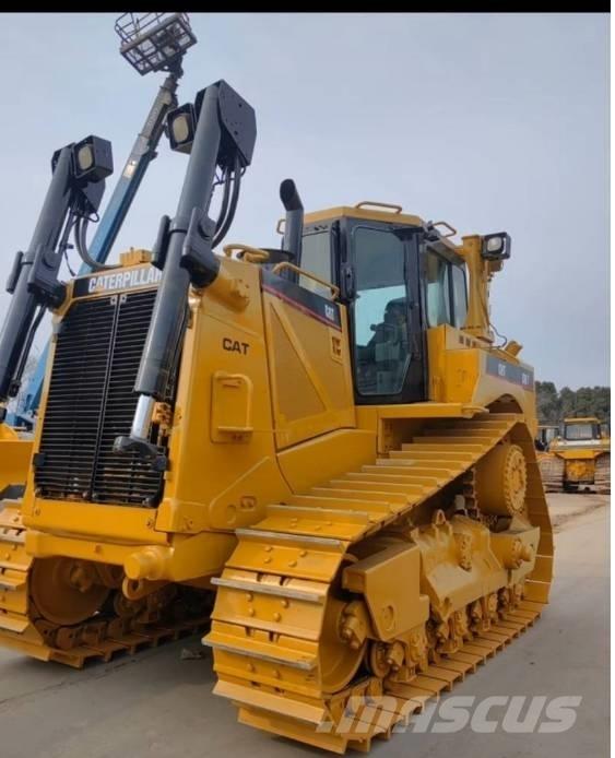 CAT D 8 T Spycharki gąsienicowe