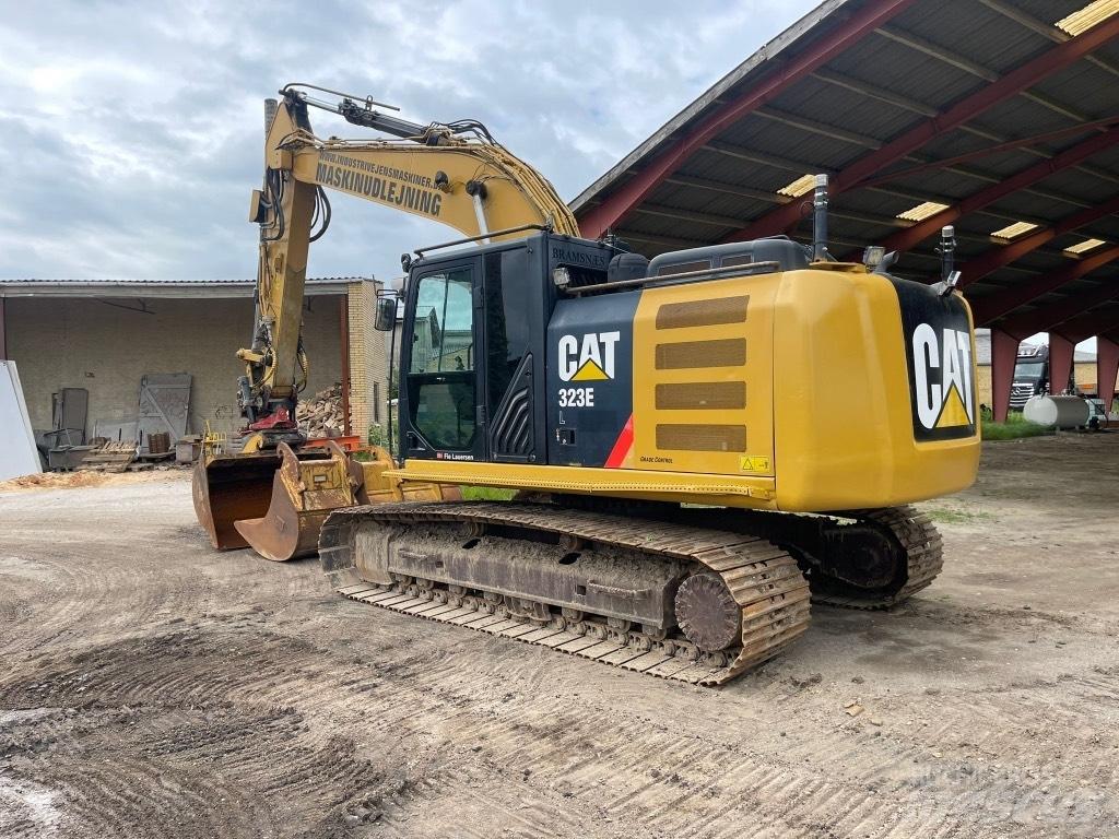 CAT 323 EL Koparki gąsienicowe
