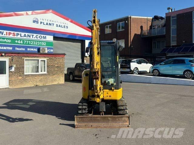 Komatsu PC 26 MR-3 Minikoparki