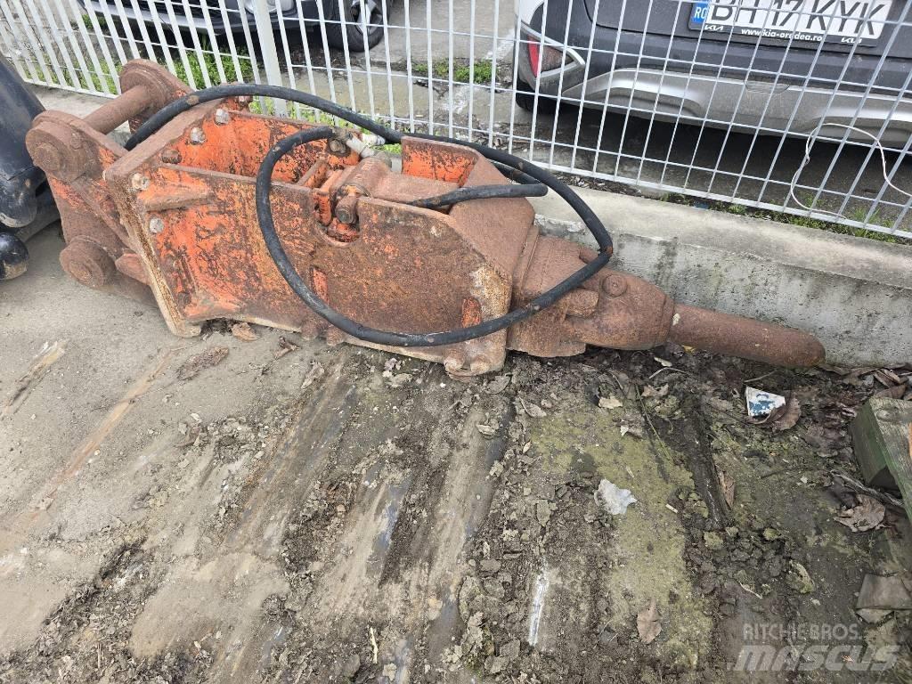 NPK 2T Młoty hydrauliczne