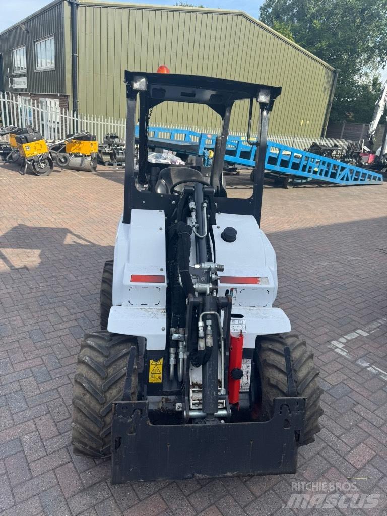 Bobcat L 28 Miniładowarki