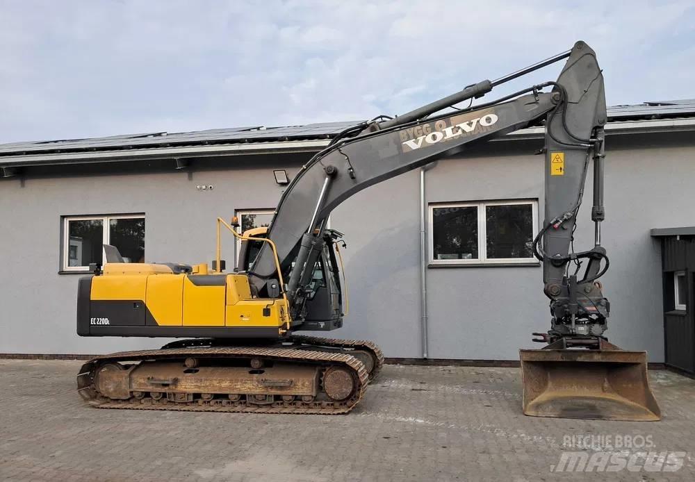 Volvo EC 220 DL Koparki gąsienicowe