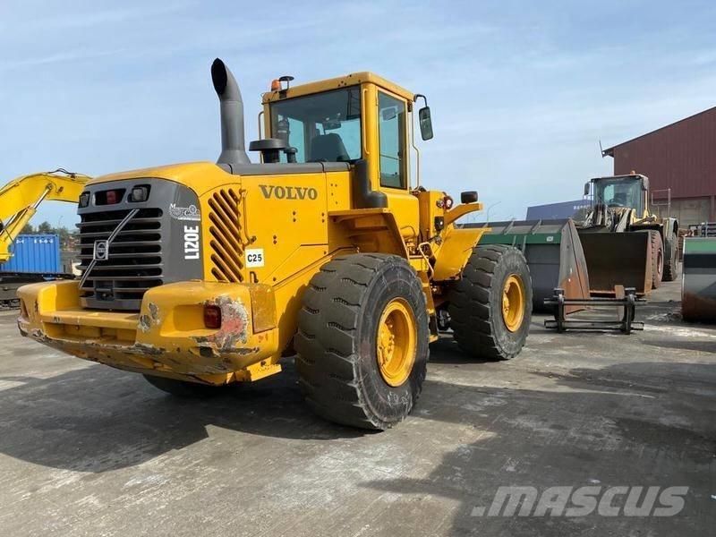 Volvo L 120 E Ładowarki kołowe