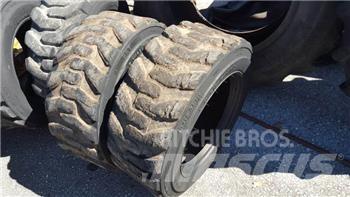 Bobcat Pneus 10-16.5 Opony, koła i felgi