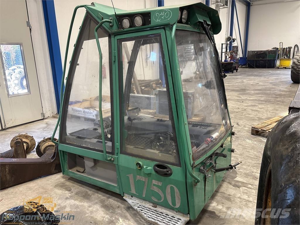 Gremo  Kabiny i wnętrze