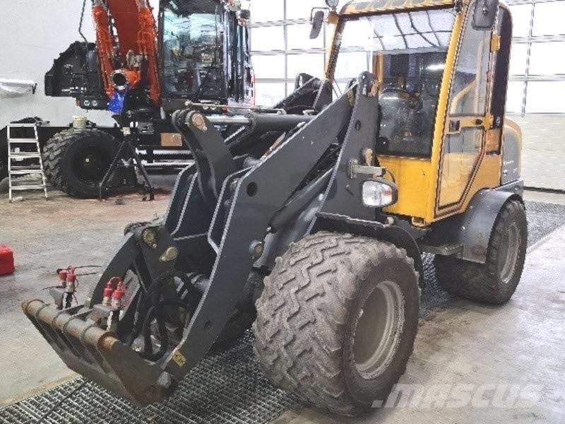 Eurotrac W13 Ładowarki burtowe