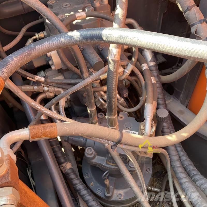 Doosan DX150-9C Koparki gąsienicowe