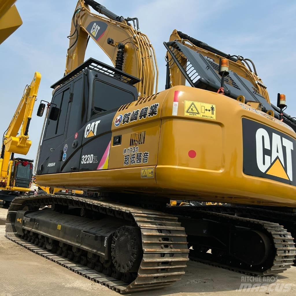 CAT 323D2L Koparki gąsienicowe