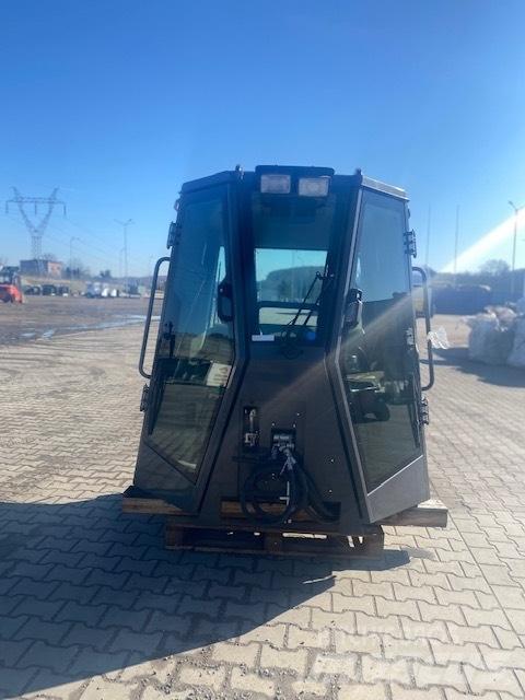 CASE D 1650 NEW CAB Kabiny i wnętrze