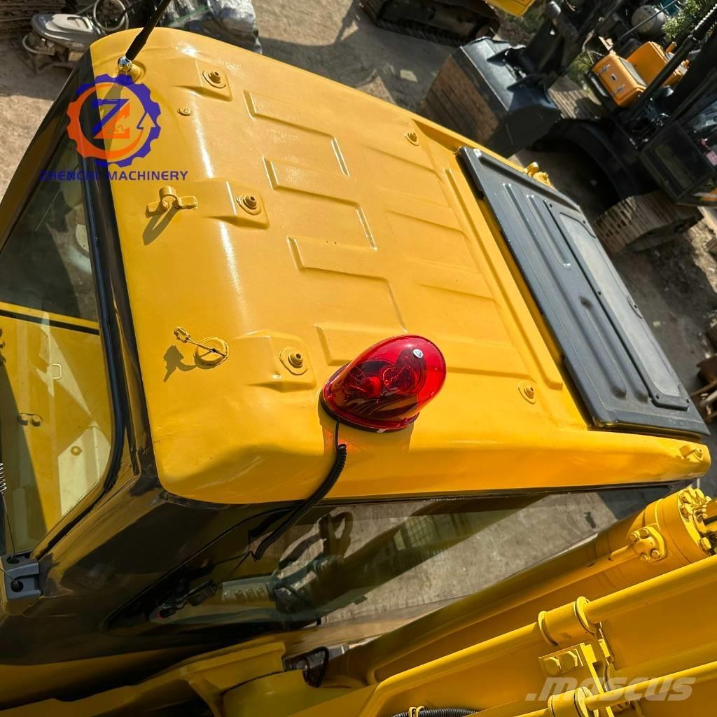 Komatsu PC 200-7 Koparki gąsienicowe