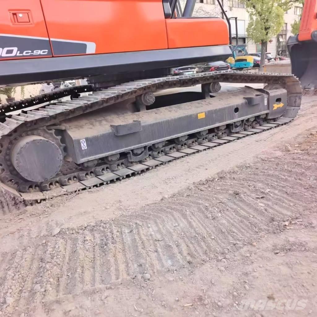 Doosan DX 300 LC Koparki gąsienicowe