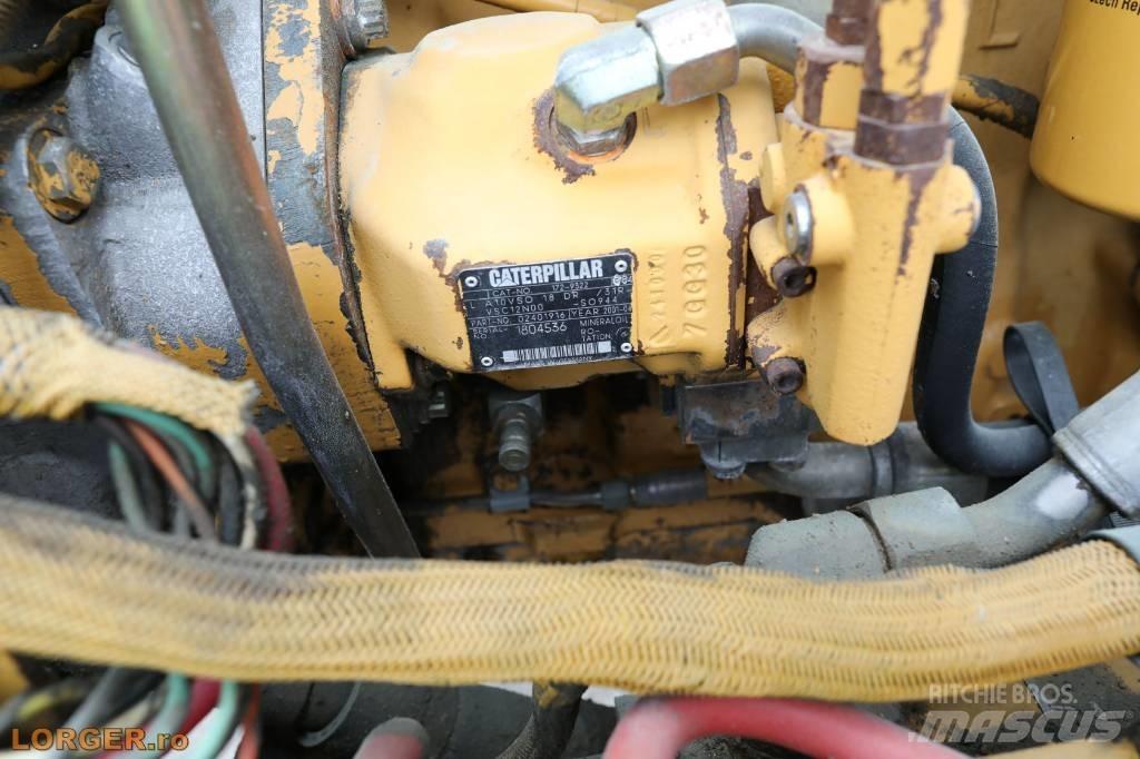 CAT 730 Wozidła przegubowe