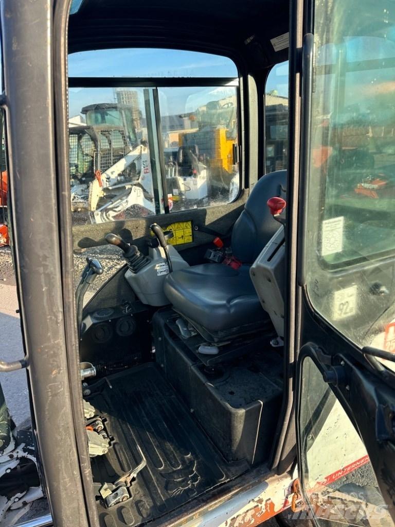 Bobcat E 16 Minikoparki