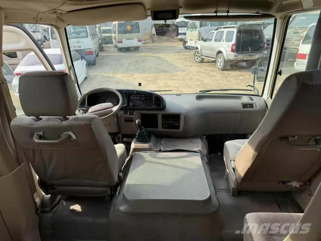 Toyota Coaster Bus Minibusy