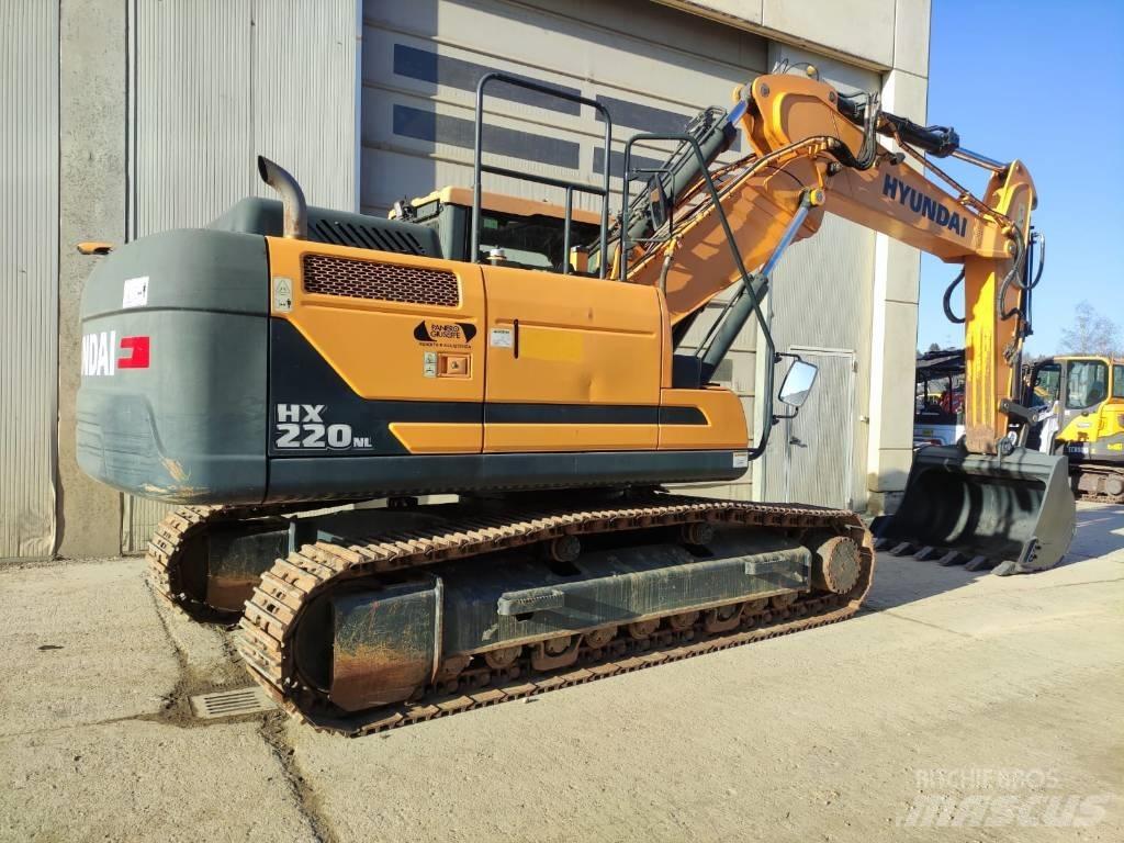 Hyundai HX220NL Koparki gąsienicowe