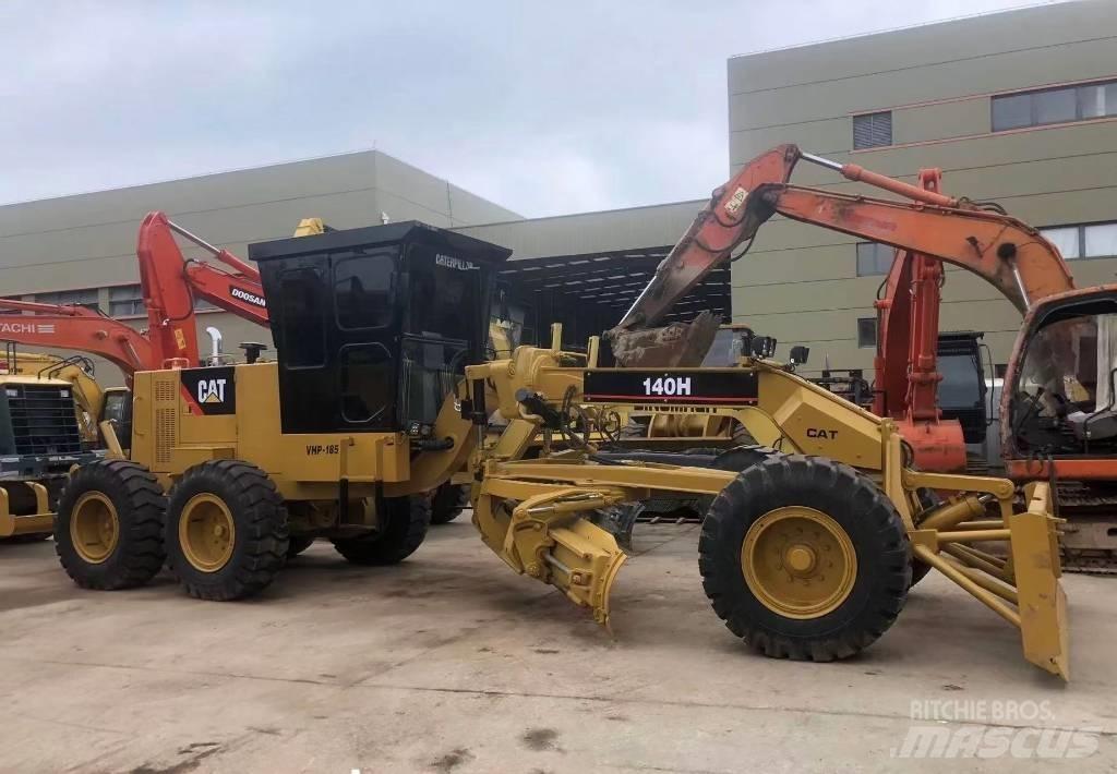 CAT 140 K Równiarki