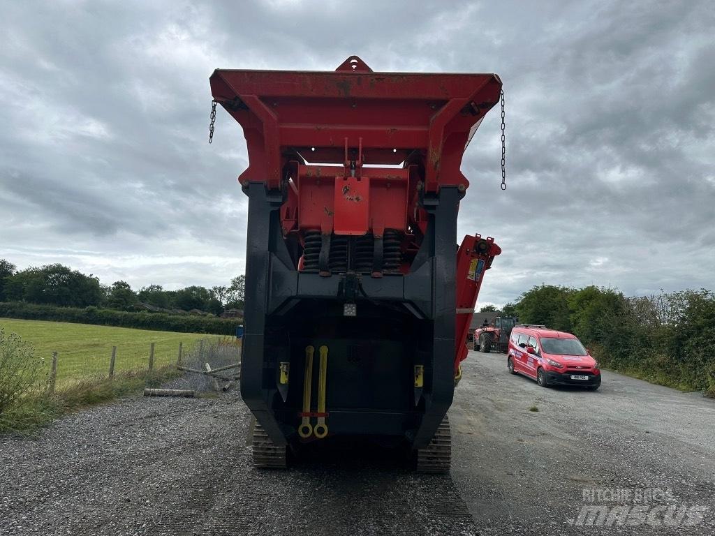 Sandvik QJ 241 Kruszarki mobilne
