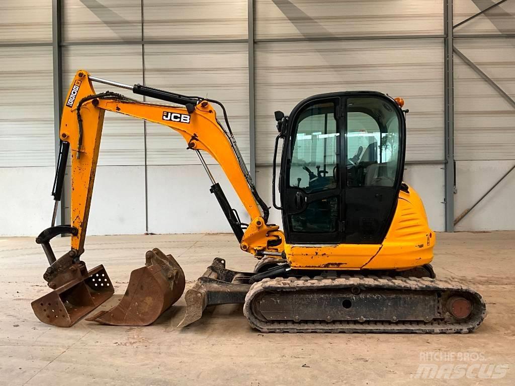 JCB 8055 Minikoparki