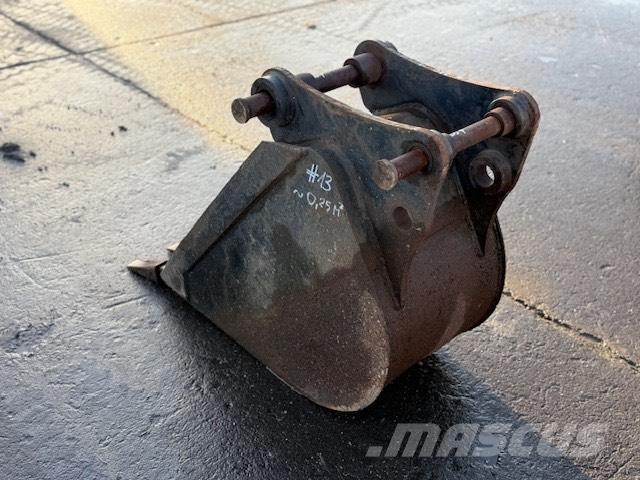 JCB ŁYŻKA UŻYWANA Łyżki do koparek