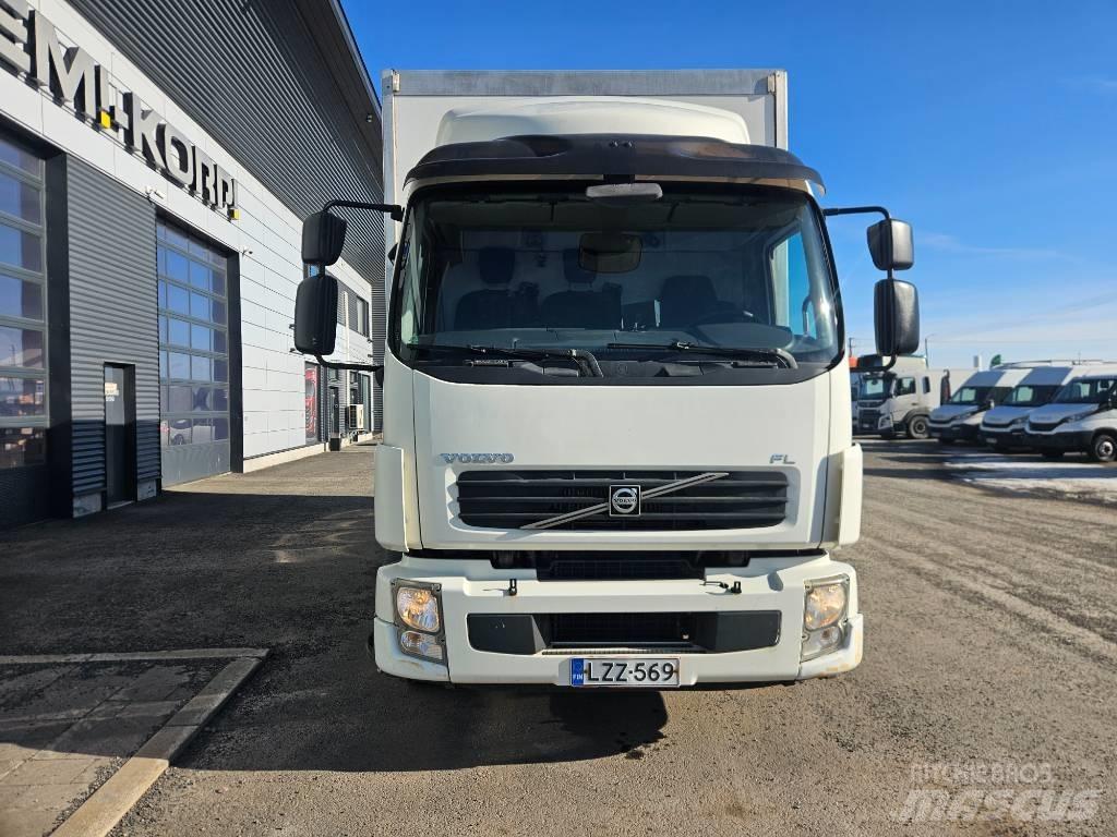 Volvo FL6 Samochody ciężarowe ze skrzynią zamkniętą