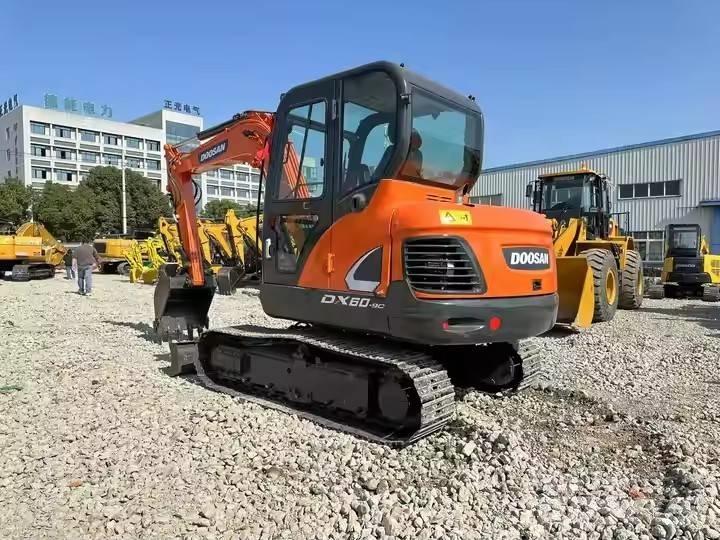 Doosan DX 60-9C Koparki gąsienicowe