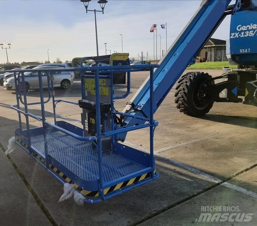 Genie ZX 135/70 Podnośniki przegubowe
