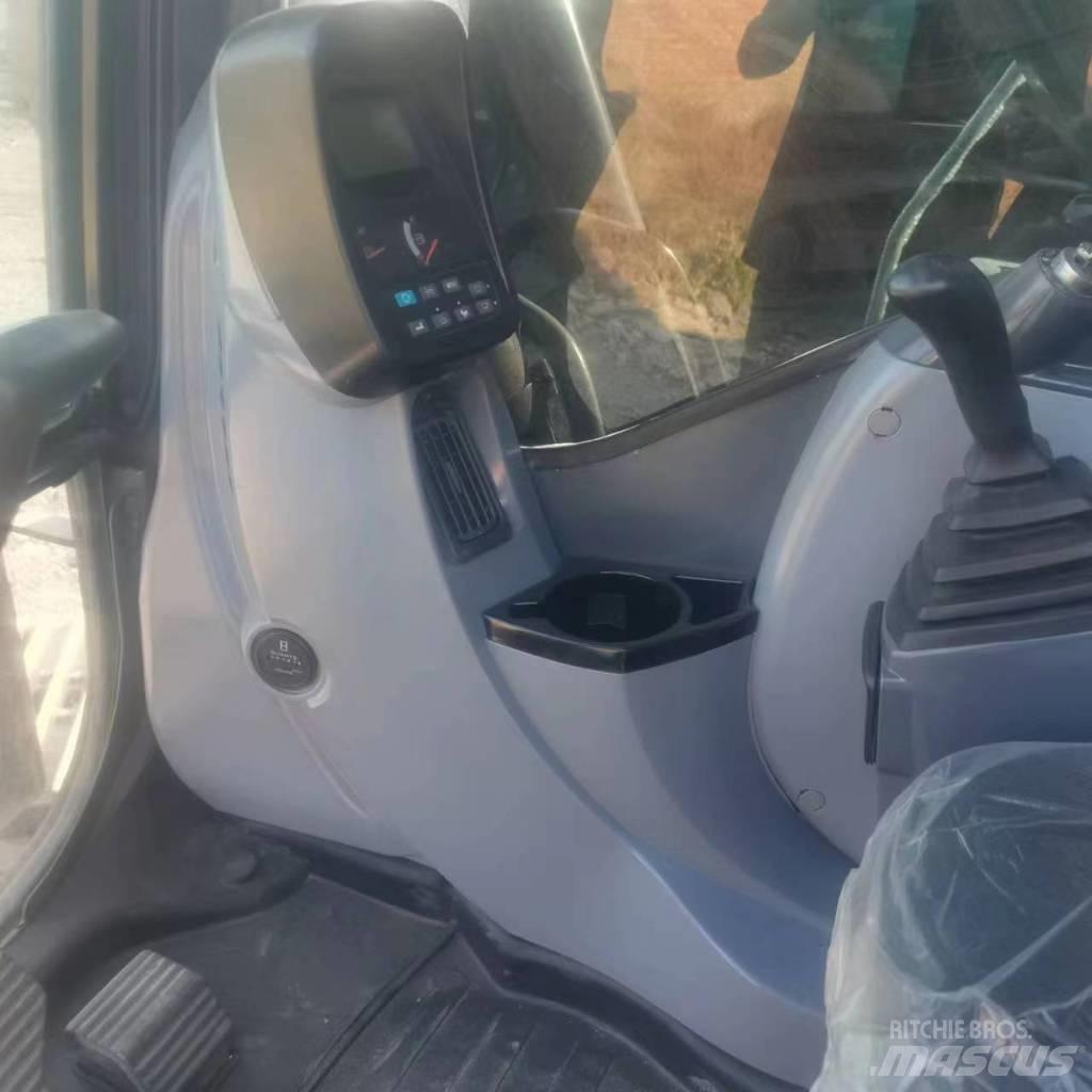 Kobelco 200 Koparki gąsienicowe