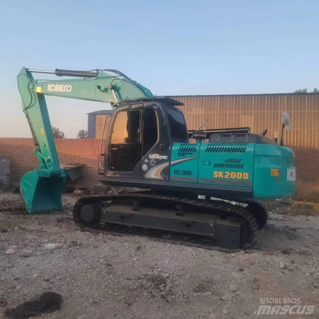 Kobelco 200 Koparki gąsienicowe