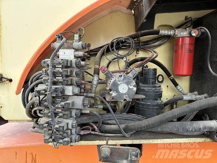 JLG 800AJ Podnośniki przegubowe
