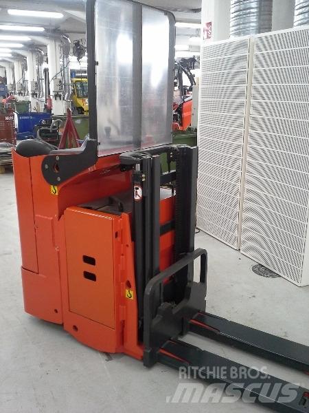 Linde L12LS-03 Samojezdne maszyny do załadunku