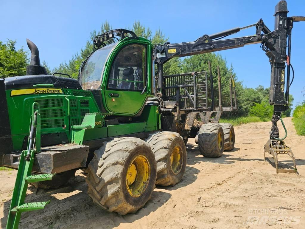 John Deere 1210 G Forwardery