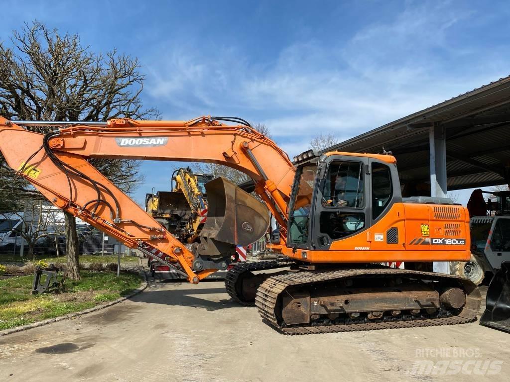 Doosan DX 180 LC-3 Koparki gąsienicowe
